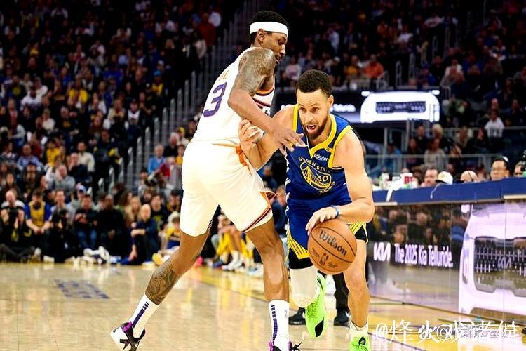 梅尔顿谈与库里搭档：我不能只盯着他，需要保持进攻侵略性